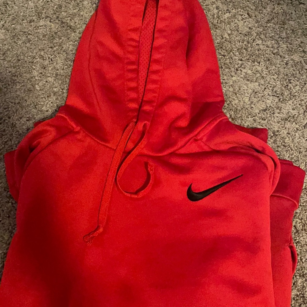 red nike hoodie